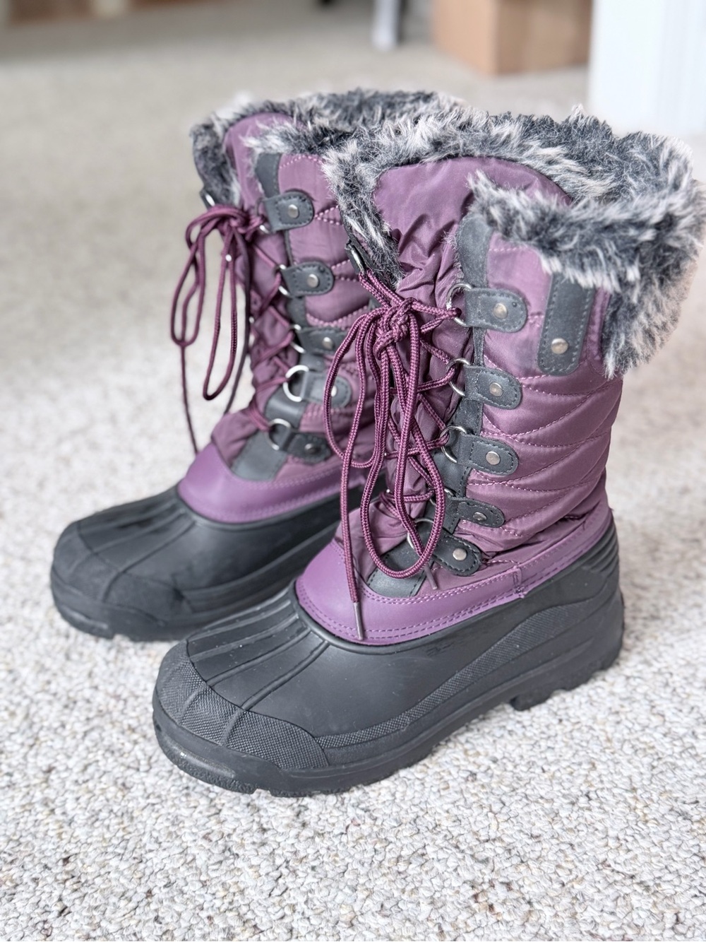 PennySue | 3M Insulated Women's Winter Boots - Purple Faux-Fur Trim | Size 6
